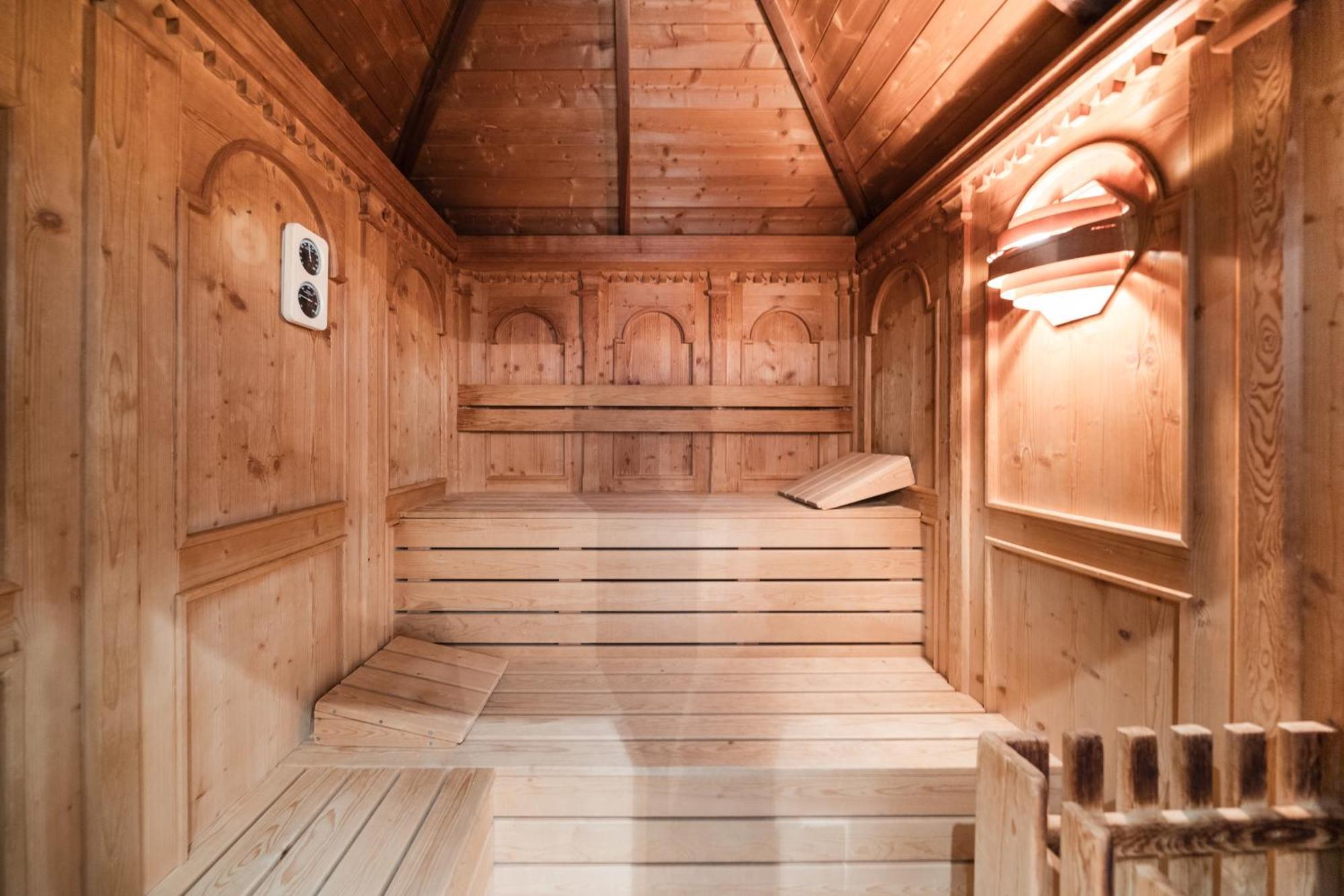 Al Plan, A Mountain Moving Hotel Сан-Виджилио-ди-Мареббе Экстерьер фото