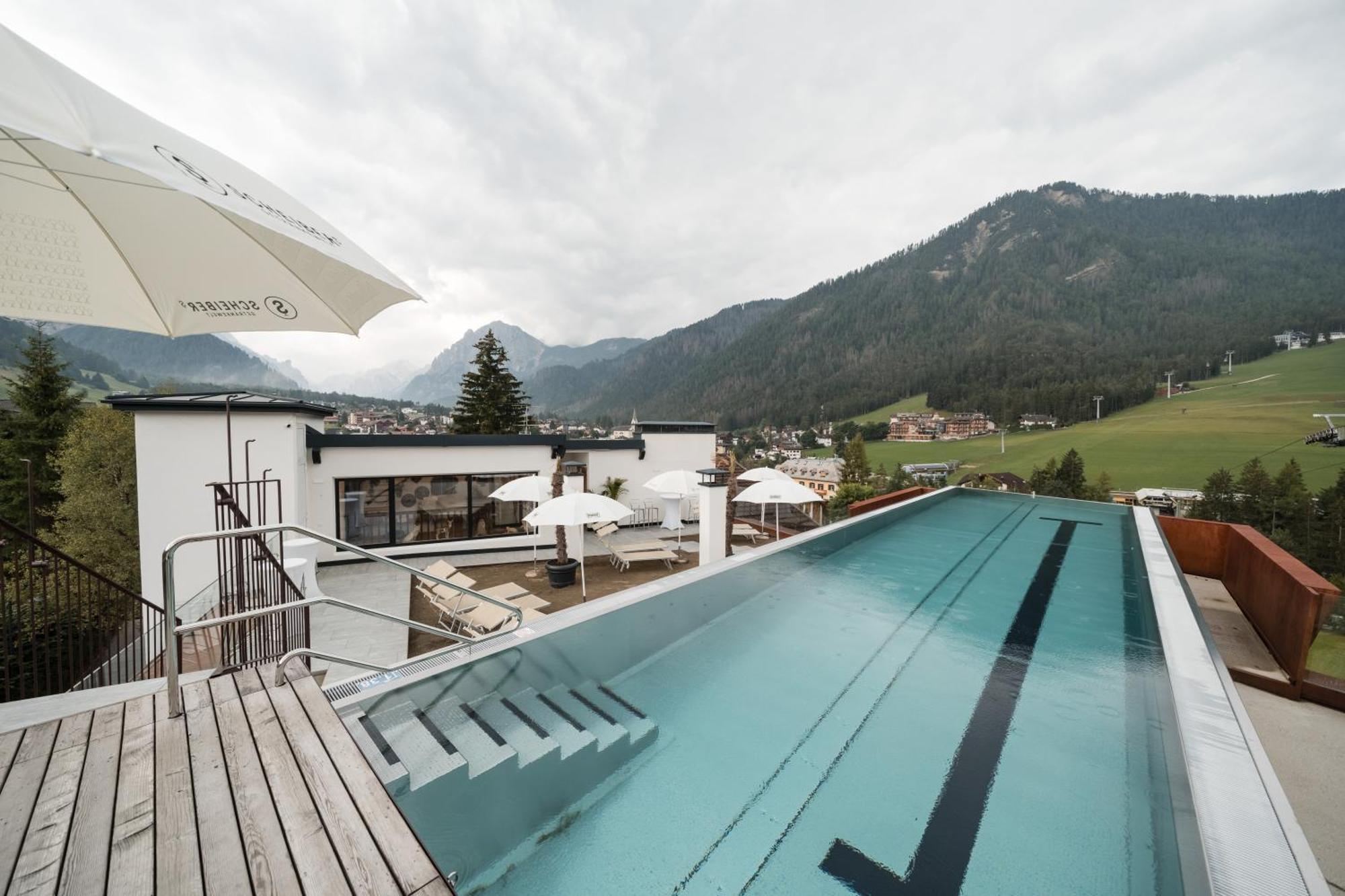 Al Plan, A Mountain Moving Hotel Сан-Виджилио-ди-Мареббе Экстерьер фото